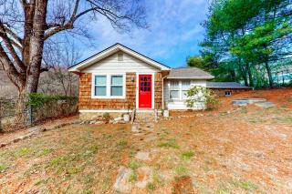 Colorful Cove - Candler - 0