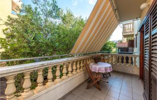 Stunning Apartment In Zadar With Wifi - 2