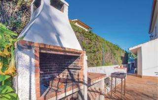 7 Bedroom Lovely Home In Santa Susanna - 4