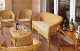 Awesome Home In Portman With Kitchen - 7