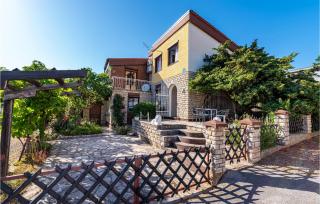 Lovely Home In Maslenica - Jasenice - Šarić - 8