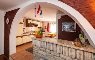 Lovely Home In Maslenica - Jasenice - Šarić - 6