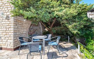 Lovely Home In Maslenica - Jasenice - Šarić - 3
