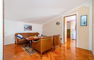 Lovely Home In Maslenica - Jasenice - Šarić - 1