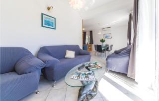 Three-Bedroom Holiday Home Poljica With Sea View 07 - Poljica - 3