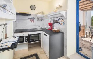Four-Bedroom Holiday Home In Vrsar - Vrsar - 6