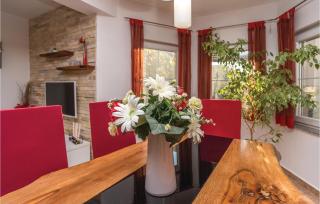 Pet Friendly Home In Polaca - Polača - 8