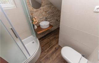 Pet Friendly Home In Polaca - Polača - 3