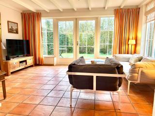 Uniek huis onderaan de duinen -veel privacy- eigen parkeerplaats - 6