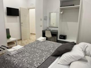 Toledo Point - Naples - 8