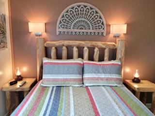 Mountain Villa Magnificent Views - 2 Pools, Fireplace & Hot Tub - Gatlinburg - 1
