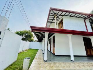 Summer Bliss Villa - Unawatuna - 1