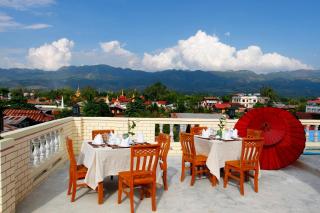 Sandalwood Hotel - Nyaung Shwe - 5