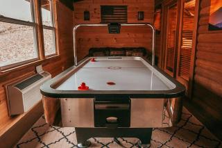 Mama Bear's Retreat - 8