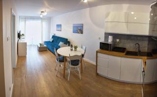 ApartamentyPrzyMorzu Bałtycki z miejscem postojowym i ogródkiem - Colberga - 7