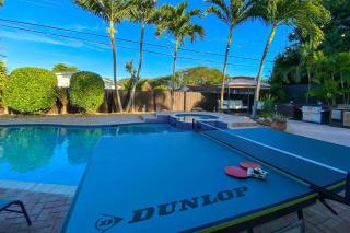 5BR! Pool, Air Hockey, Playground, Gazebo, BBQ, Sleeps 16 - 8