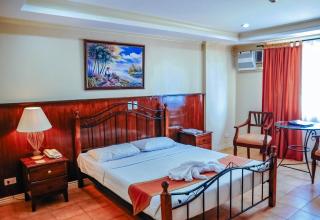 Crown Regency Residences Davao - Davao - 3