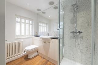 Besford Square, Shrewsbury Town - Shrewsbury - 5