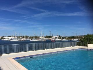 Studio - Les pieds dans l'eau agréable en toutes saisons 4 couchages - climatisation - parking privé - piscine sur mer - vue magnifique et rare - situation optimum - Les argonautes - Ile des pêcheurs - Cap d'Agde - Cap d'Agde - 9
