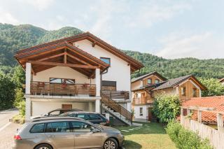 Pr' Petrču - Tolmin - 0
