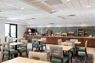 La Quinta by Wyndham Omaha Airport Downtown - Omaha - 4