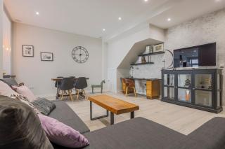 Minimalismo de Vanguardia con altas calidades 1 BR - Siviglia - 0