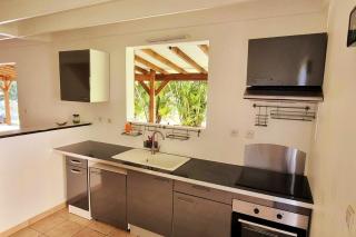 Maison chaleureuse aux Abymes avec jacuzzi relaxant - Les Abymes - 7