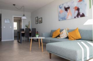 Precioso apartamento frente a la playa con piscina - 8