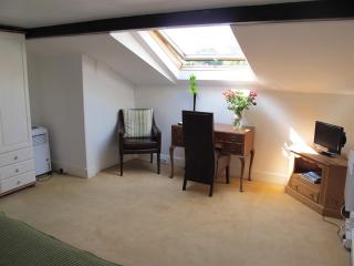 Fairlawn House - Amesbury - 3