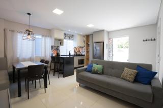 Incrível Apto beira-mar perto do Beto Carrero - 0