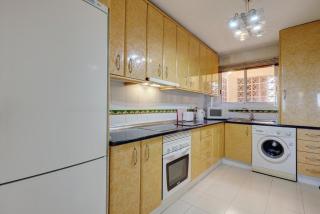 Luxury 2 Bed Apt Freeview Tv Wi - Marbella - 3
