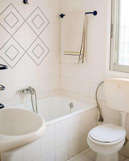 Entire house with garden, 70m from the beach. - 7