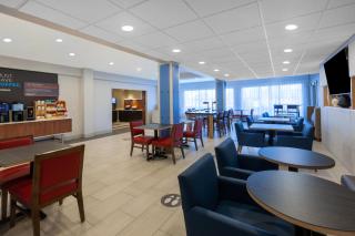 Holiday Inn Express Hotel & Suites Woodhaven by IHG - Woodhaven - 3