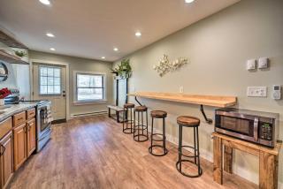 Modern Apt Near Lake George - Walk to Beach! - Hague - 2