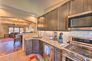 7984 Pet-Friendly Townhome with Grill! - 3