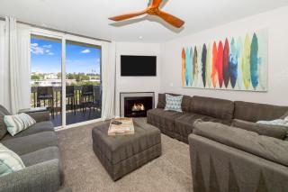 B306 - Endless Summer - Oceanside - 1
