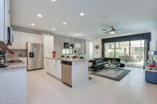 Orlando Newest Resort Community Town Home townhouse - 7
