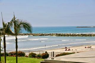 E201 - Tropical Shores - Oceanside - 8
