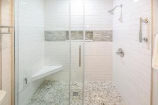 F204 - Cozy Seaview Condo - 4