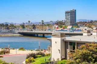 F201 - Harborview Heaven - Oceanside - 6