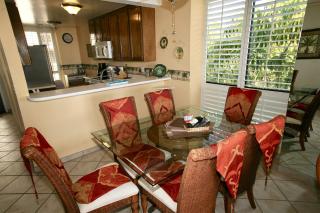 D2 - Breakwater Bungalow - Oceanside - 7