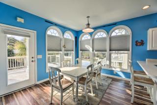 Waterfront Emerald Isle Home with Dock Access! - Emerald Isle - 4