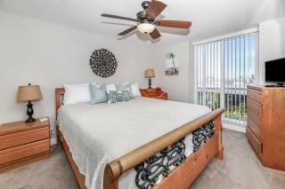 E105 - Seascape Stay - On-the-Sand - Oceanside - 3