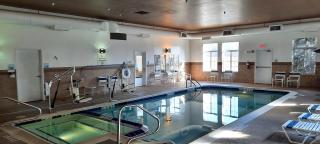 Holiday Inn Express & Suites New Buffalo, MI by IHG - 9