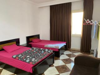 Studio pool view next to the Marina,Sheraton Plaza 320 - 5