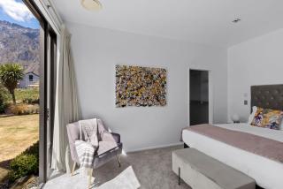 Fabulous and Functional Family Home on Jackby - 6