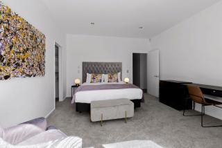 Fabulous and Functional Family Home on Jackby - 4