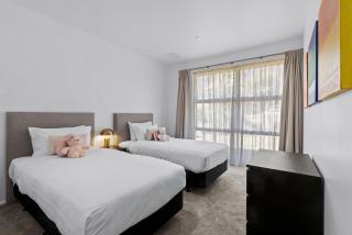 Fabulous and Functional Family Home on Jackby - 2