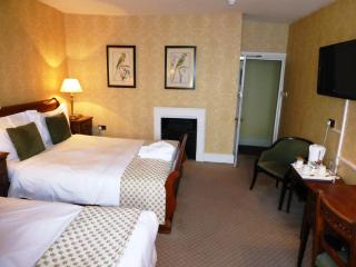 The Bear Hotel - Devizes - 7