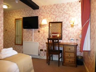 The Bear Hotel - Devizes - 1